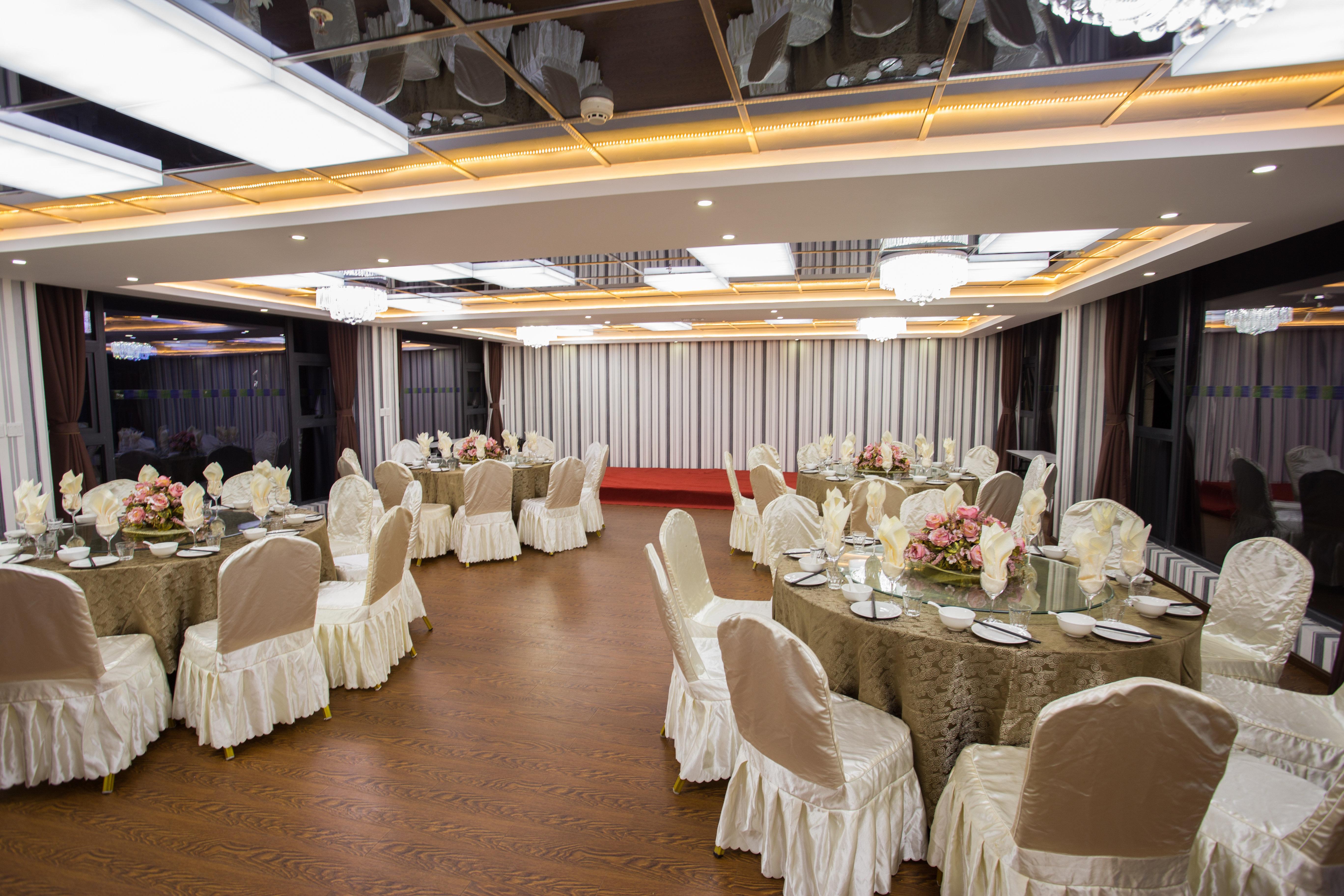 Holiday Inn Express Dujiangyan Ancient City Eksteriør billede