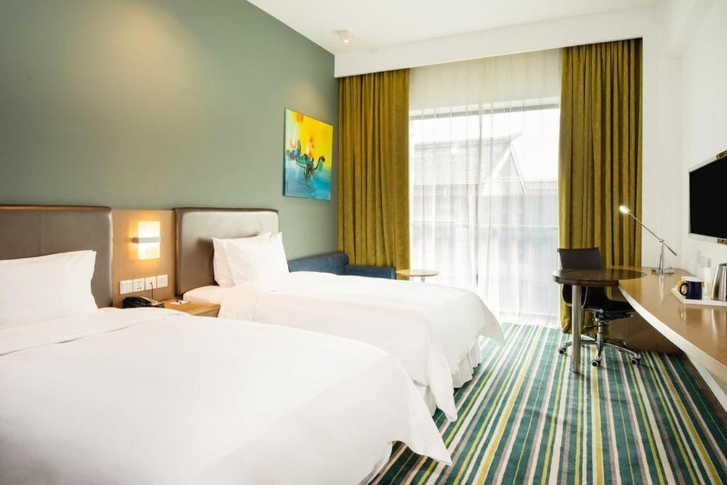Holiday Inn Express Dujiangyan Ancient City Eksteriør billede